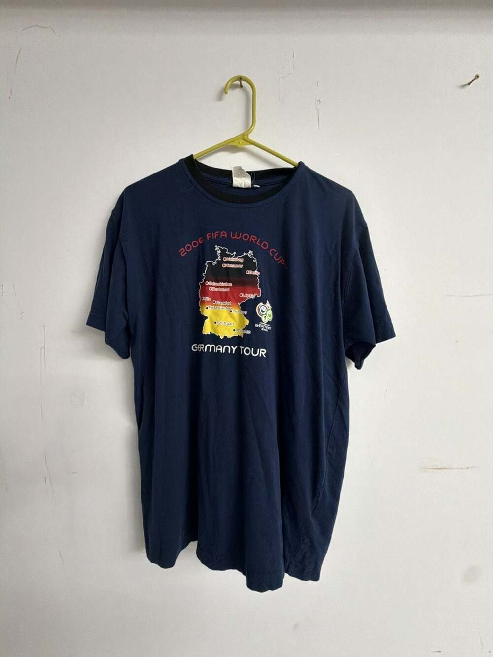 Vintage 2006 FIFA World Cup Germany Official Tour Navy T-Shirt